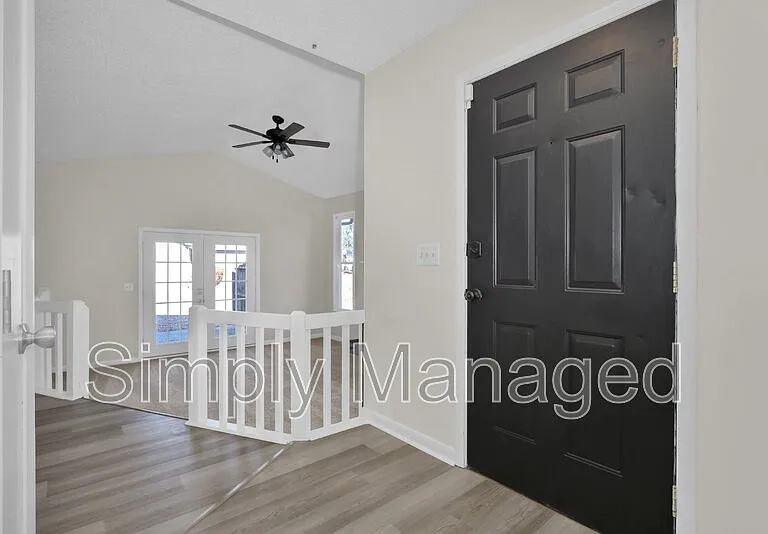 7345 Pebblebrook Dr — Photo 2