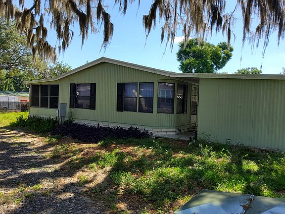 3rd image of 5605 SW 58th Pl