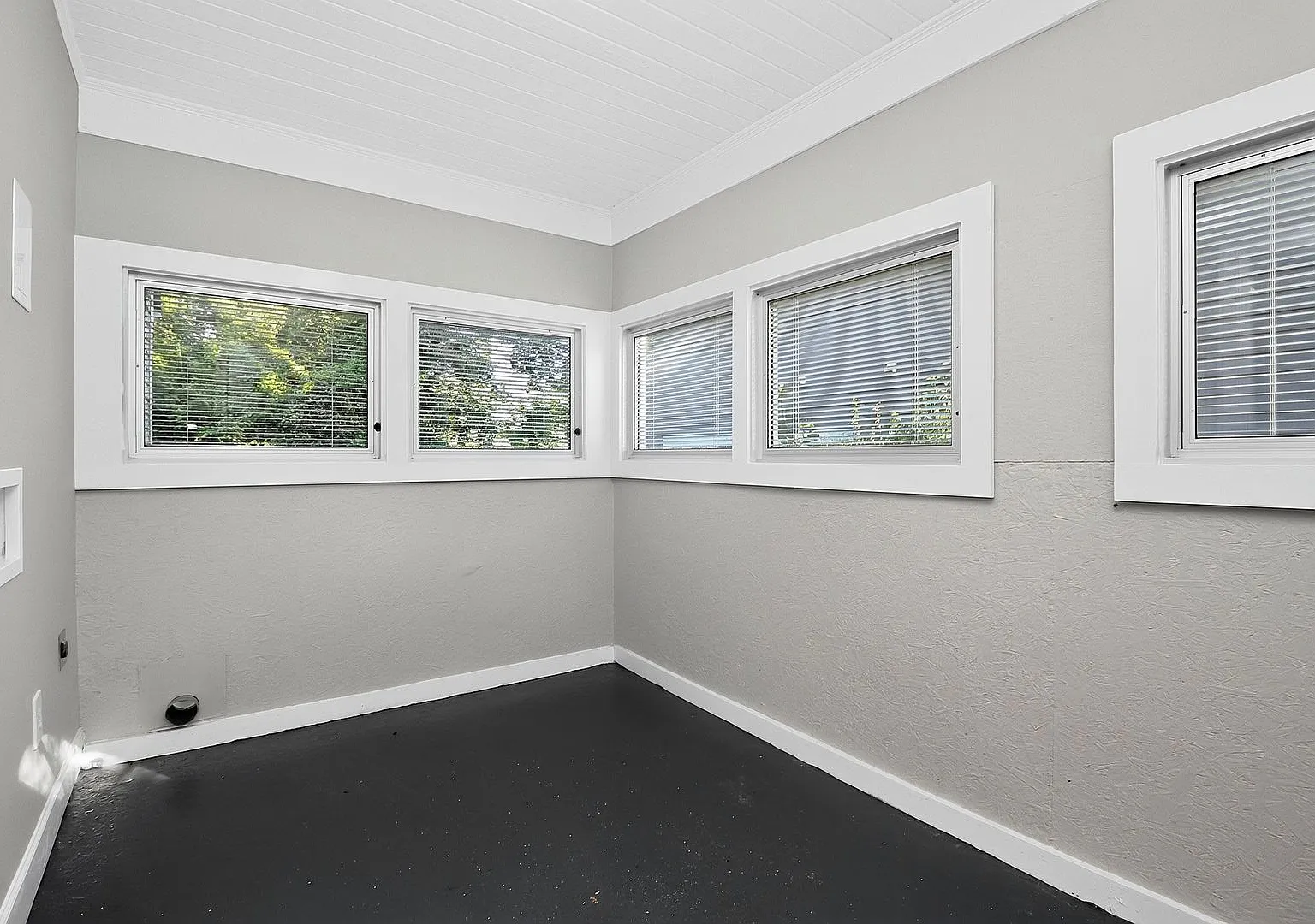 Charming Two Bedroom Home In Smallwood — Photo 2