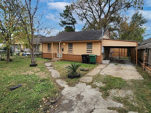 5th image of 9232 E Avenue L