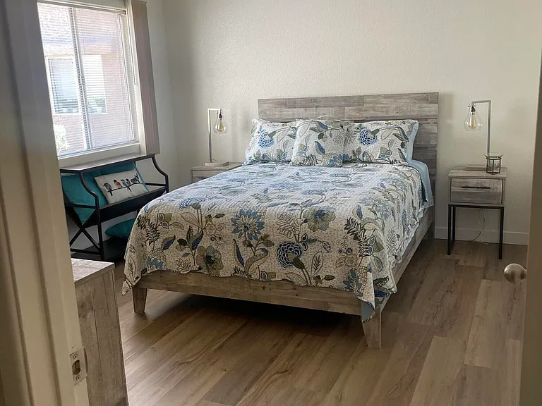 4554 E Paradise Village Pkwy N #102 — Photo 8