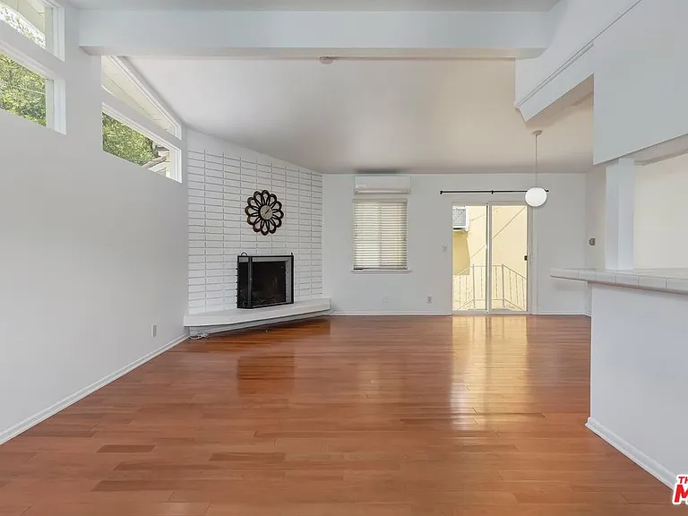 8531 Walnut Dr — Photo 3