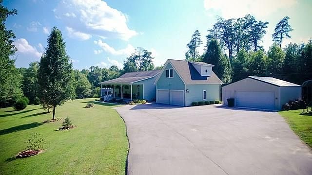 2nd image of 2314 Cummins Mill Rd