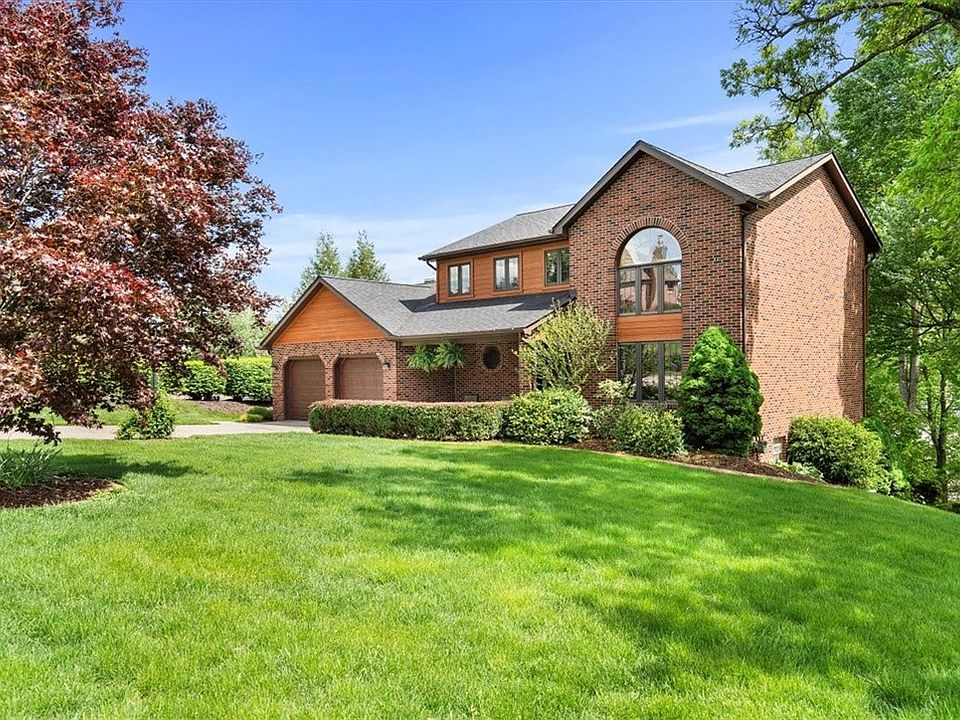 1st image of 103 Briarwood Dr