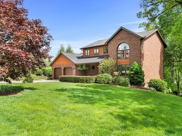 103 Briarwood Dr, Sarver, PA 16055