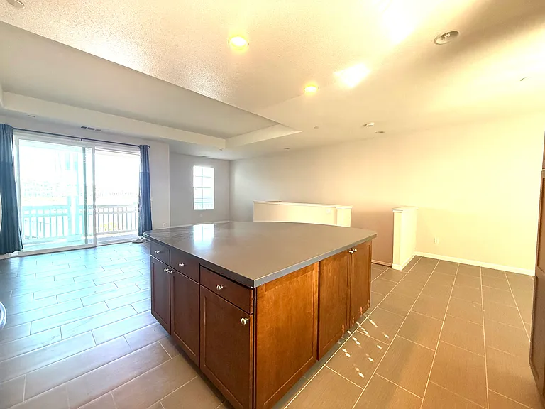 642 Bair Island Rd #1003 — Photo 6