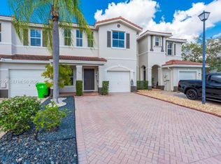 102 Riverwalk Cir #102, Fort Lauderdale, FL 33326