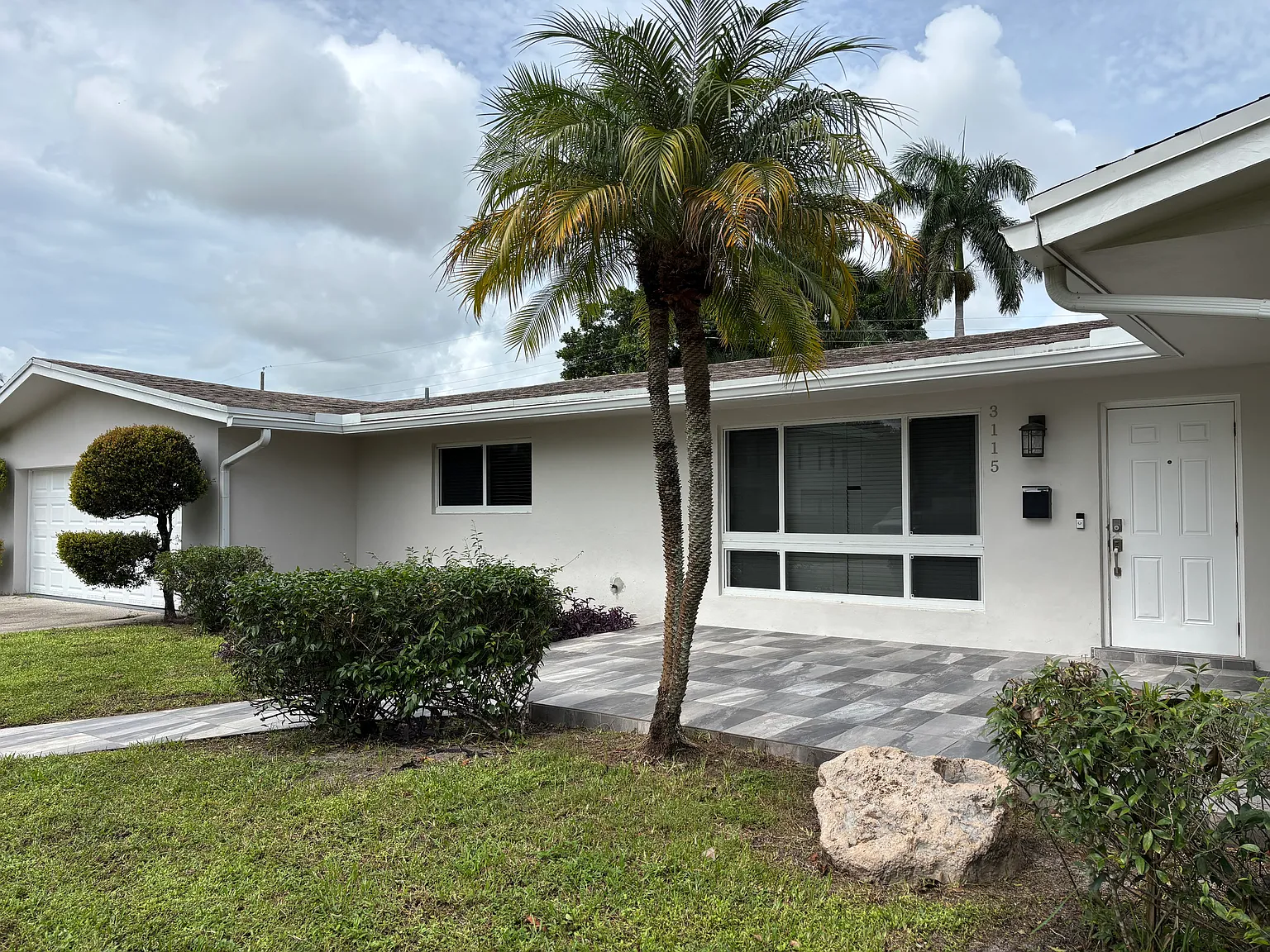 4 bed, 3.5 bath, 2664 sqft, $5,200 — Photo 3