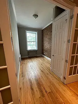 Rented by REAL New York | media 24