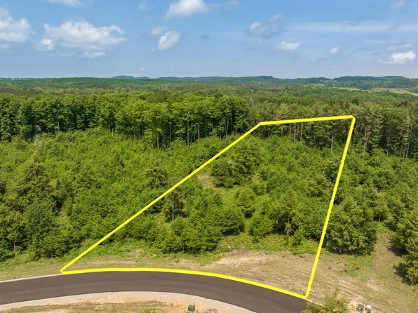 8812 Hemlock Hill Dr #9, Traverse City, MI 49685