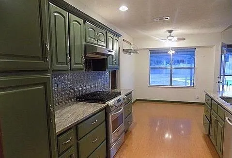 509 Meadowbrook Dr — Photo 7