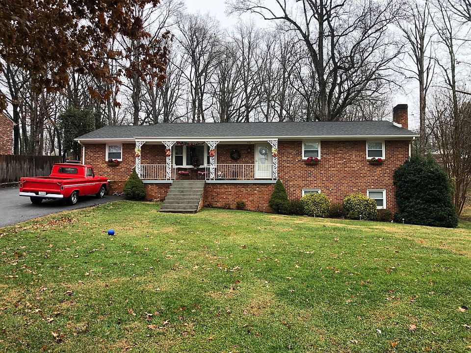 1st image of 480 Oakland Cir