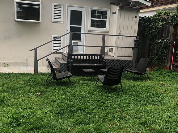 2nd image of 850 Jefferson Ct