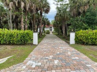 181 35th Ave NE, Naples, FL 34120