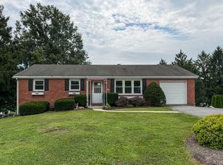 1435 Bowmansville Rd, Mohnton, PA 19540