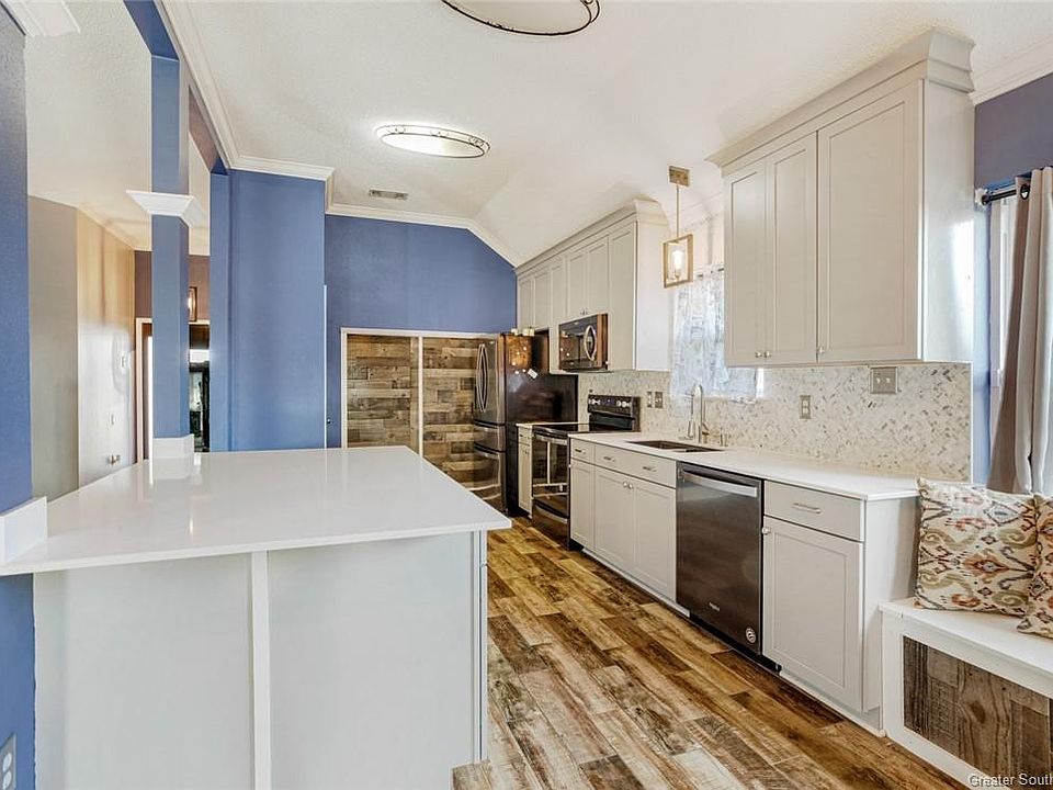 216 Oak Point Dr, La Place, LA 70068 Zillow