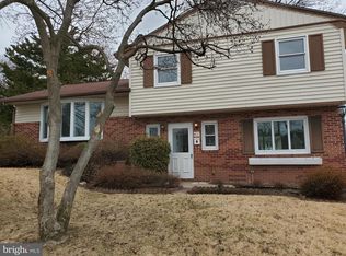 407 Cody Dr, Glen Burnie, MD 21061