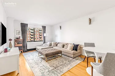 Rented by Sotheby's International Realty