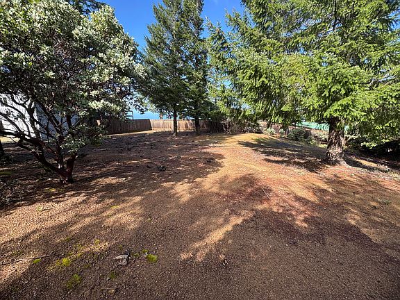4th image of 129 Vance Rd