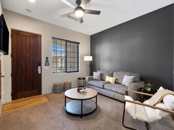 50660 Santa Rosa Plz APT 5, La Quinta, CA 92253