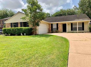 2426 Country Place Dr, Richmond, TX 77406