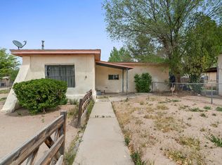 253 & 259 Gonzales Ln SE, Los Lunas, NM 87031