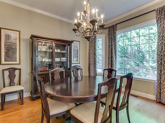 4th image of 508 Terra Creek Ct