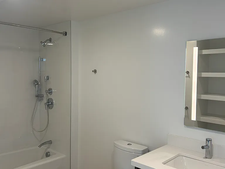 1500 Rycroft St #2916 — Photo 4