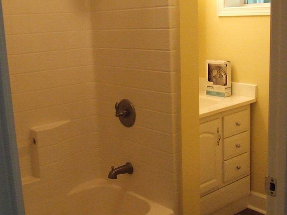 Lower full bathroom