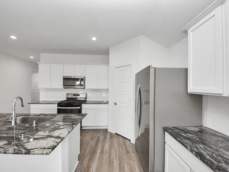 8614 Shumard Oak Dr — Photo 11