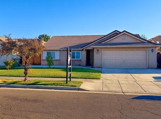 1537 Cardinal St, Los Banos, CA 93635