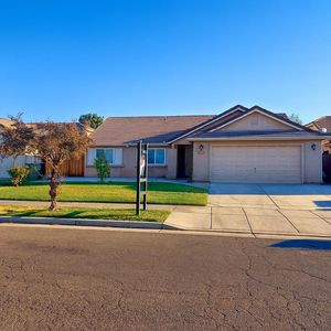 1537 Cardinal St, Los Banos, CA, 93635