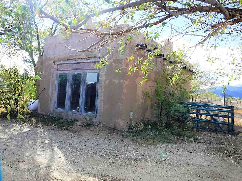1st image of 13 Calle Miguel