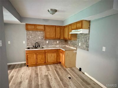 10870 Spring Garden Dr, Saint Louis, MO, 63137