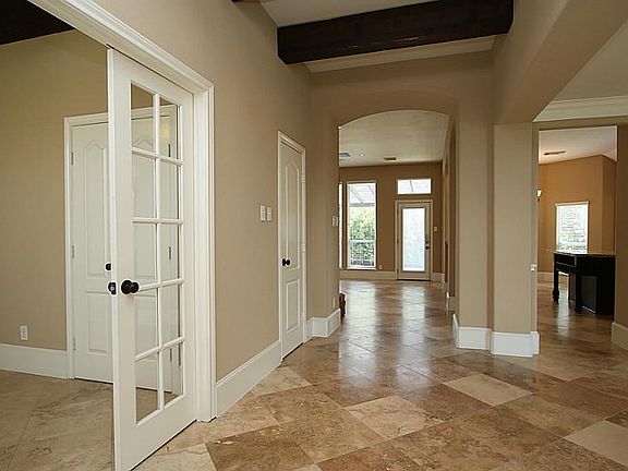 4th image of 10014 Brandywood Cir