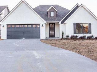 9086 Willowbrook Loop, Fort Smith, AR 72908