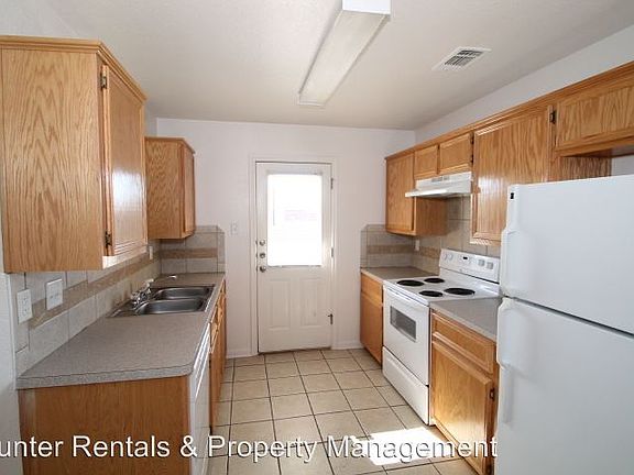 3rd image of 1210 Cinch APT A