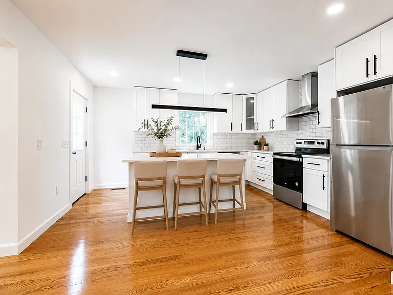 133 Jelliff Mill Rd — Photo 8