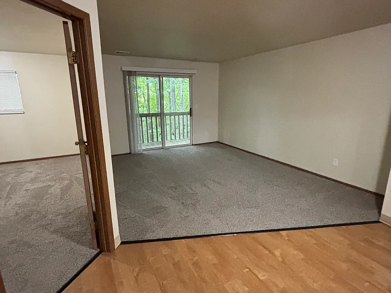 3043 Highland Dr #A — Photo 4