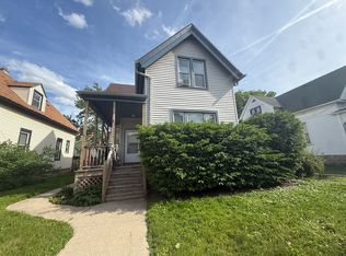 637 E Otjen St #3, Milwaukee, WI 53207