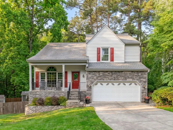 106 Bradshire Ct, Cary, NC 27513