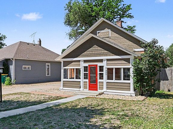 4th image of 430 Elm Ave