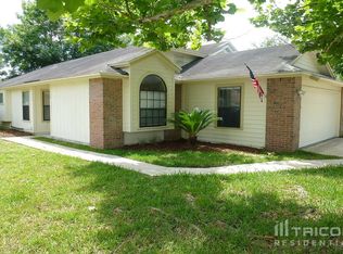 11008 N Santa Fe St, Jacksonville, FL 32246
