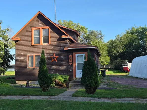 669 2nd Ave, Brewster, MN 56119