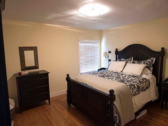 5th image of 1541 Union Ave