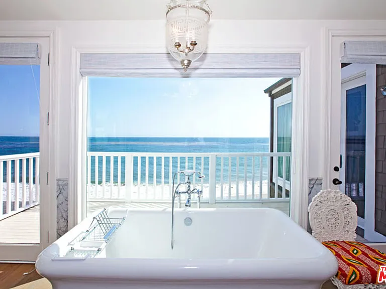 27348 Pacific Coast Hwy — Photo 23