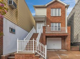 16 E 15th St, Bayonne, NJ 07002
