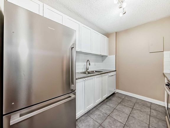 4th image of 4944 Dalton Dr NW #202