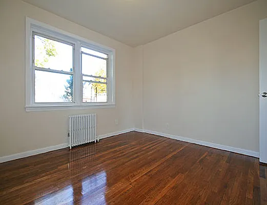 Rented by SW Queens Mezzanine | media 9