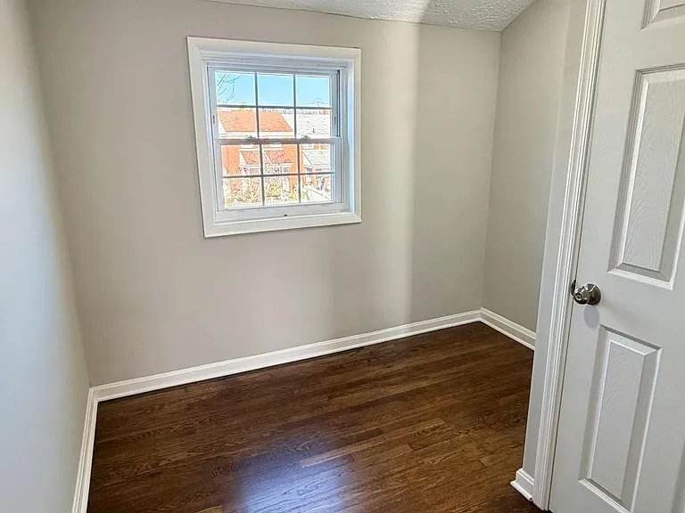 3413 Wallford Dr — Photo 17